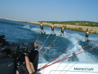 Deniz Magazin Program�. GAP Su Sporlar� Yar��mas�.